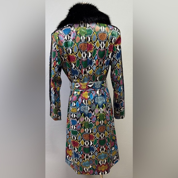 Berek Colorful Snakeskin Print Coat with Faux Fur Collar Size Small - Picture 3 of 9